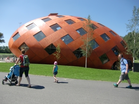 Venlo : Floriade 2012, Themenbereich Education & Innovation, der Pavillon der Niederlande